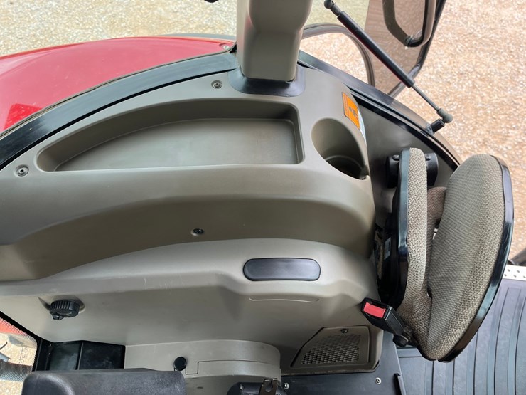 2016-case-ih-2016-image-19