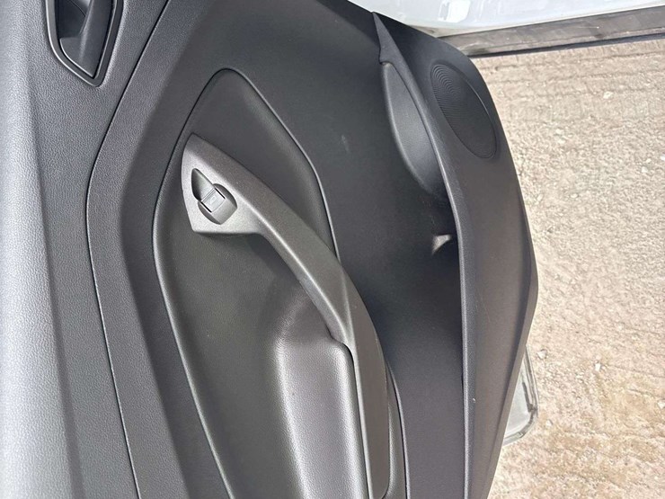 2016-ford-escape-image-16