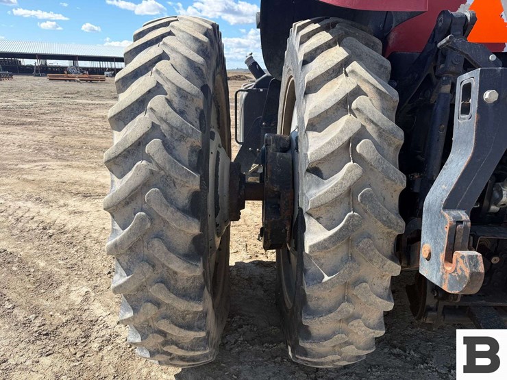 2015-case-ih-magnum-310-image-51