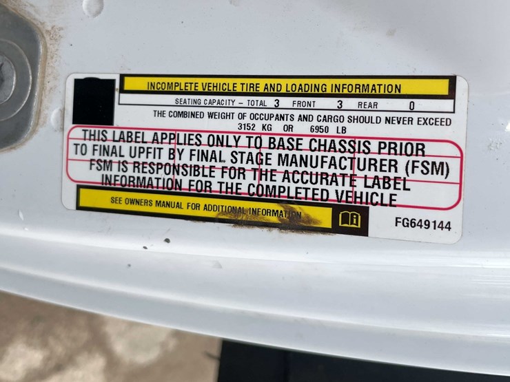 2015-dodge-ram-3500-image-95