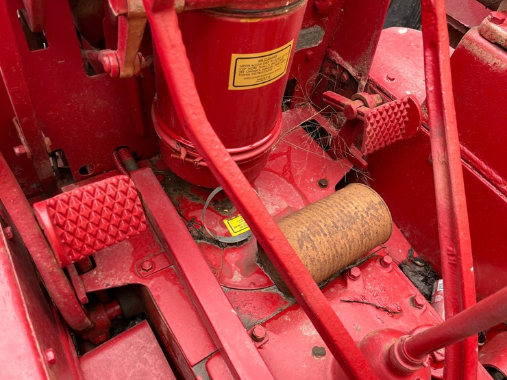#4087-•-international-antique-dozer-image-33