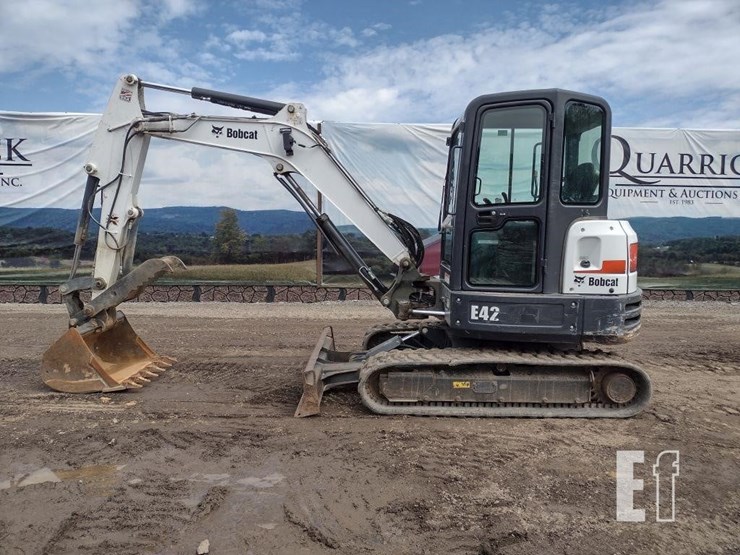 2020-bobcat-e42-image-1
