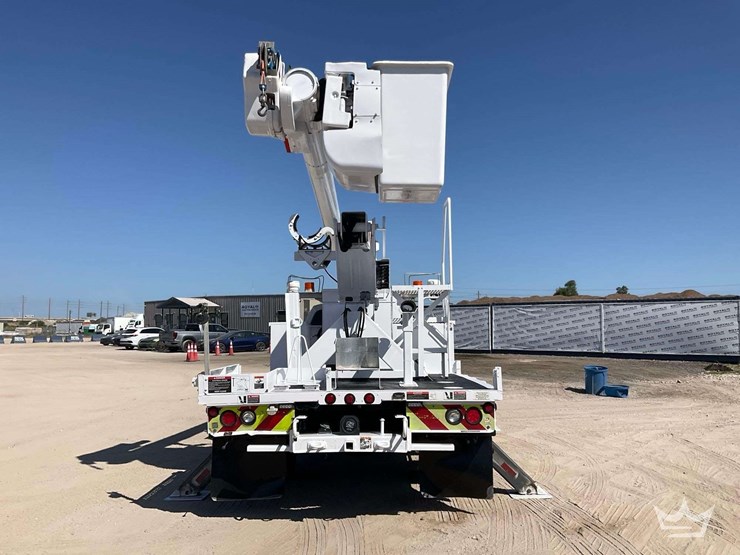 2015-altec-l37m-image-21
