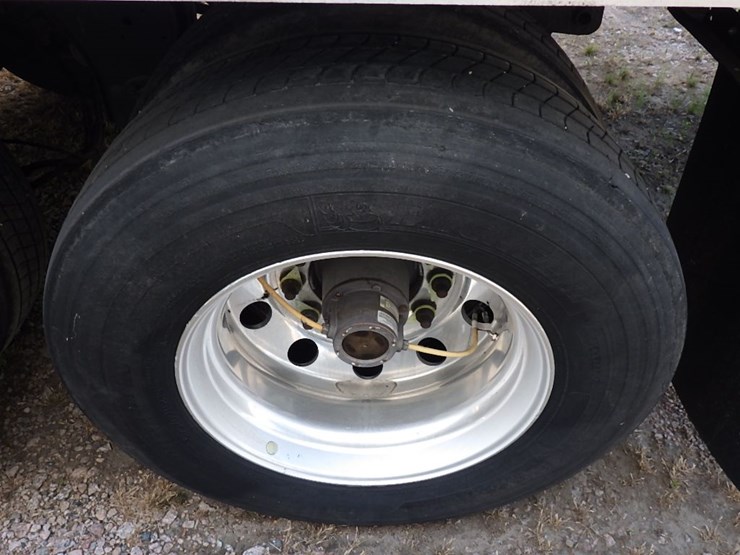 2019-utility-3000r-image-17