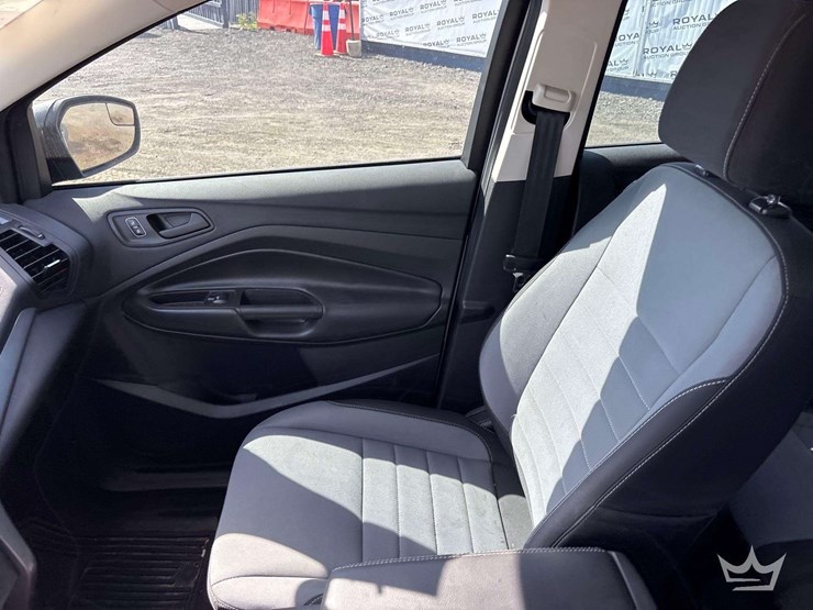 2017-ford-escape-image-18