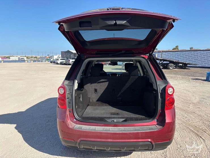 2012-chevrolet-equinox-image-25