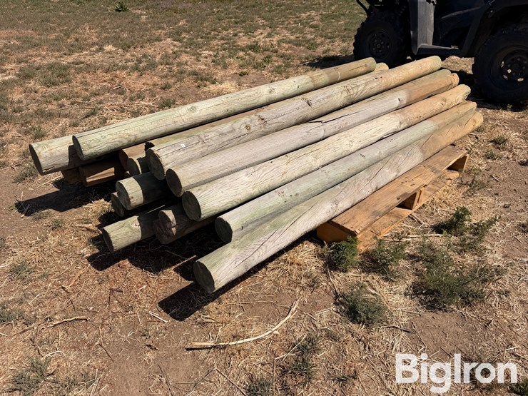 wood-fence-posts-image-4