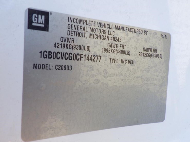 2012-chevrolet-2500hd-image-14