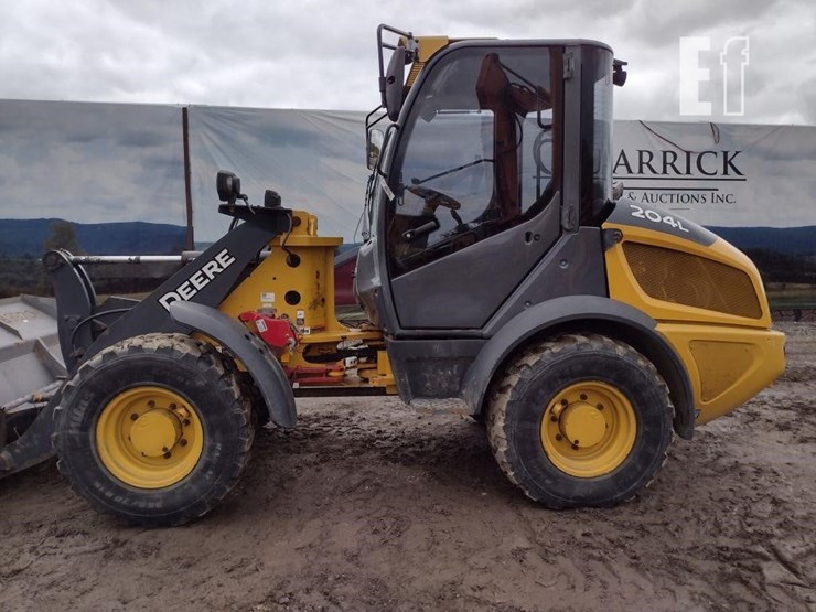 deere-204l-image-13