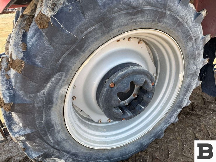 case-ih-farmall-105u-image-53