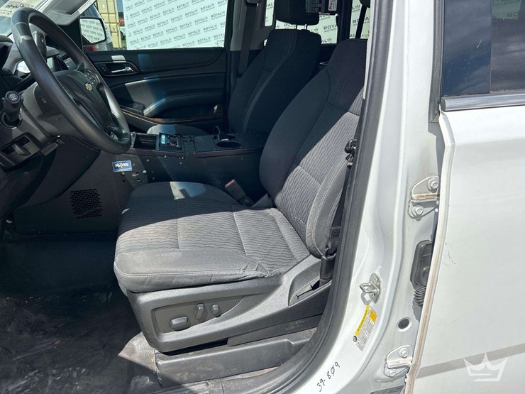 2018-chevrolet-tahoe-image-13