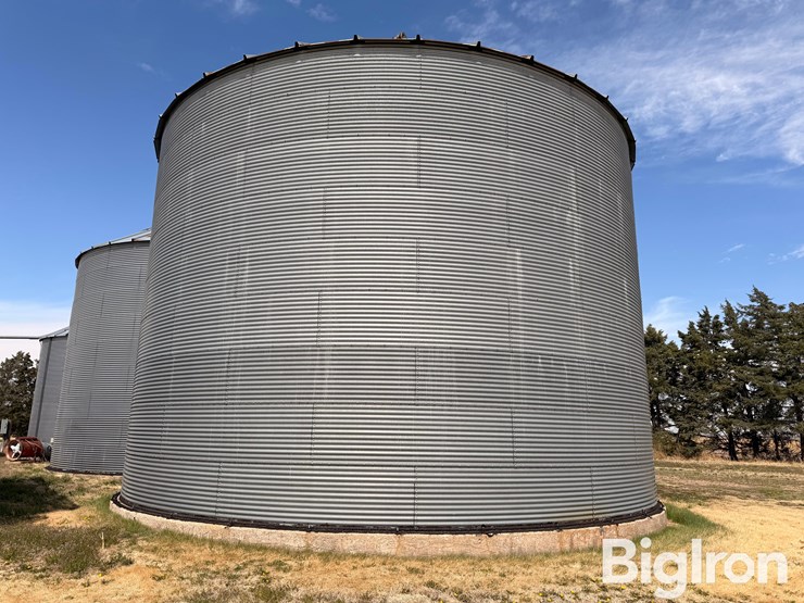 stor-mor-complete-grain-bin-set-up-image-11