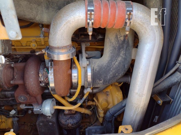 deere-1050-p-tier-image-56