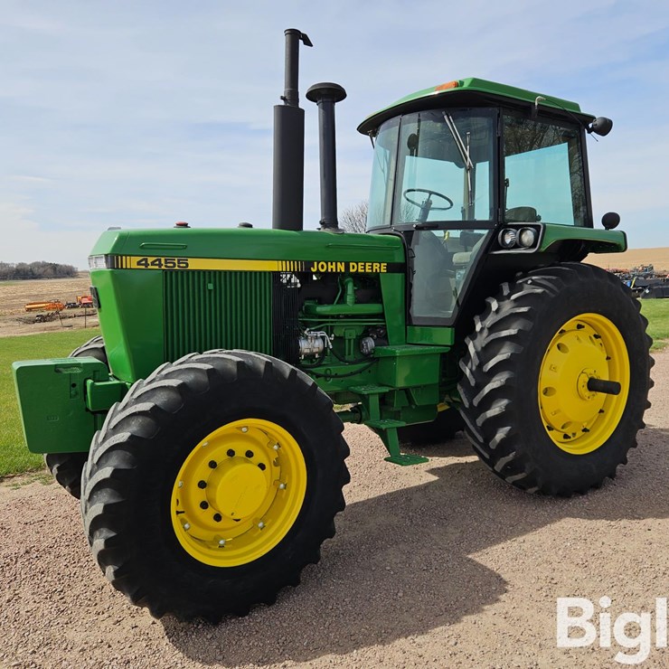 1990 JOHN DEERE 4455