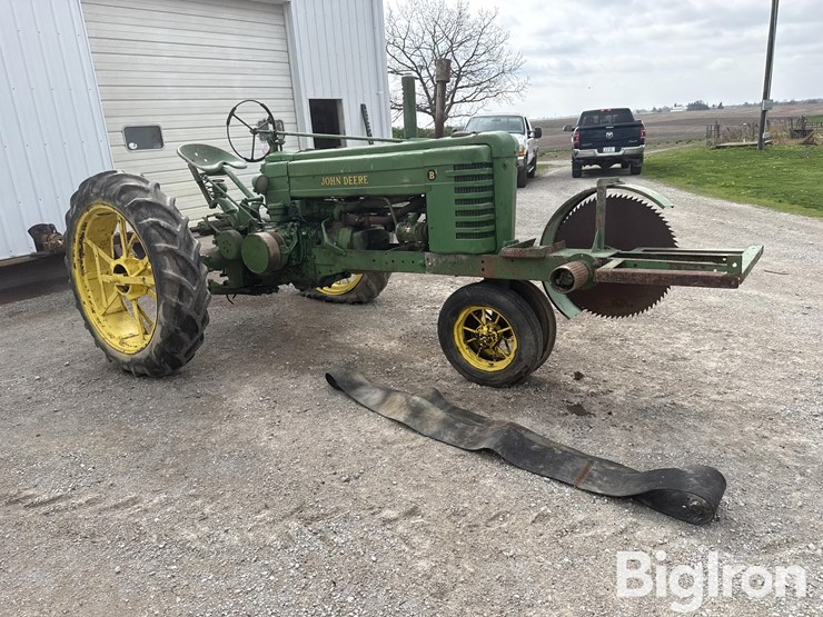 1943-john-deere-b-image-3