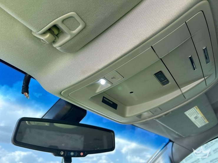 2020-chevrolet-tahoe-image-19