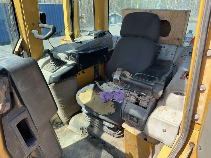 caterpillar-d5n-lgp-image-23