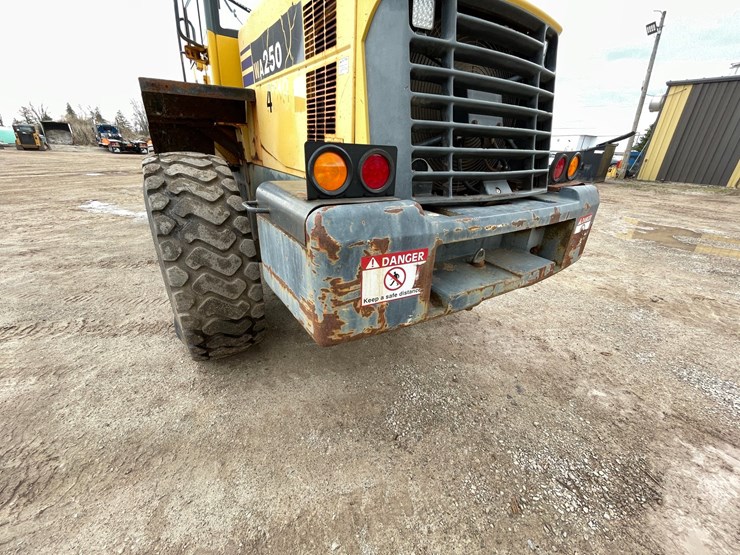 komatsu-wa250-5-image-25