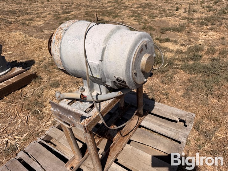 15kw-pivot-generator-image-4