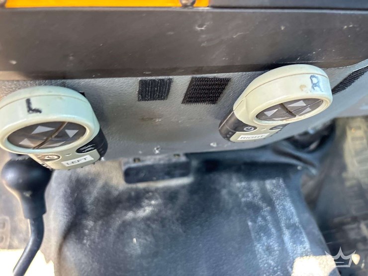 2014-ford-f550-image-16
