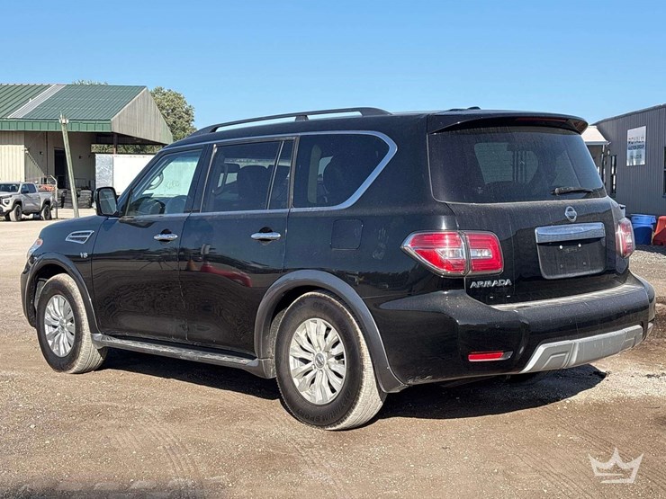 2017-nissan-armada-image-4