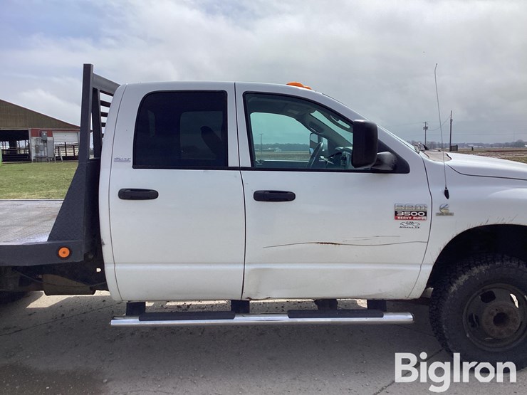 2009-dodge-ram-3500-image-16