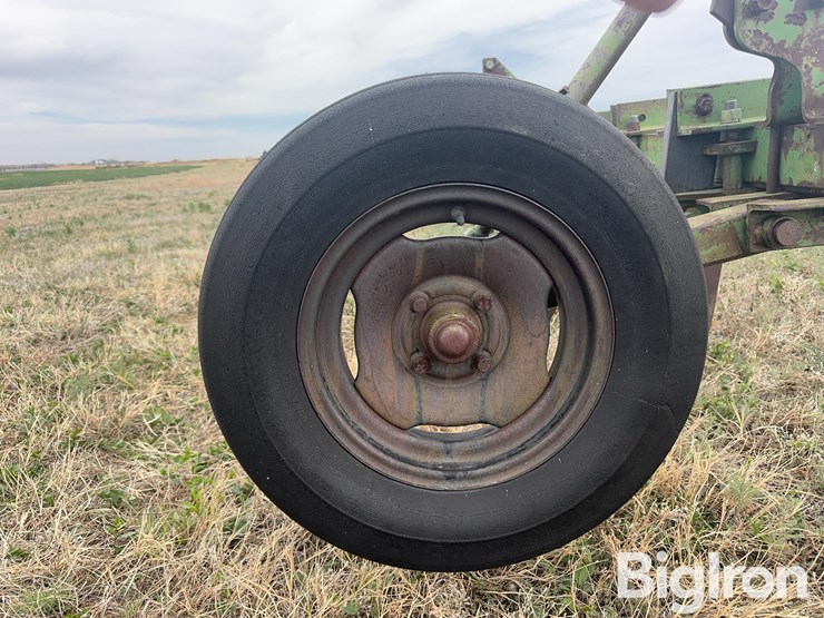 john-deere-model-b-image-14