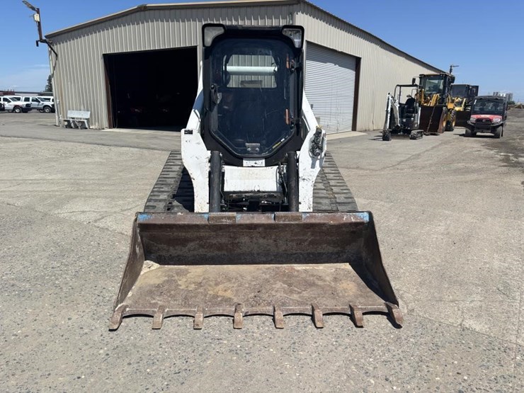 2016-bobcat-t650-image-6