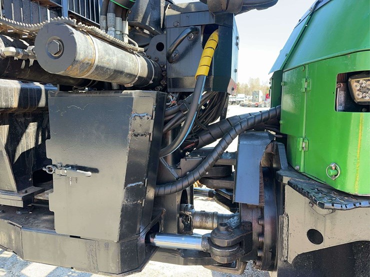 2017-john-deere-1910-image-14