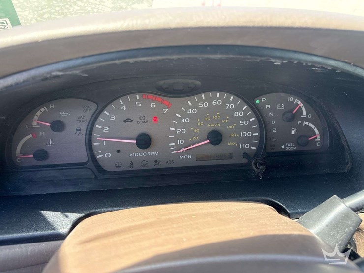2003-toyota-sequoia-image-14