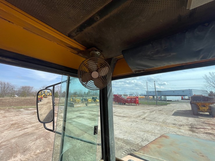 volvo-a25b-image-82