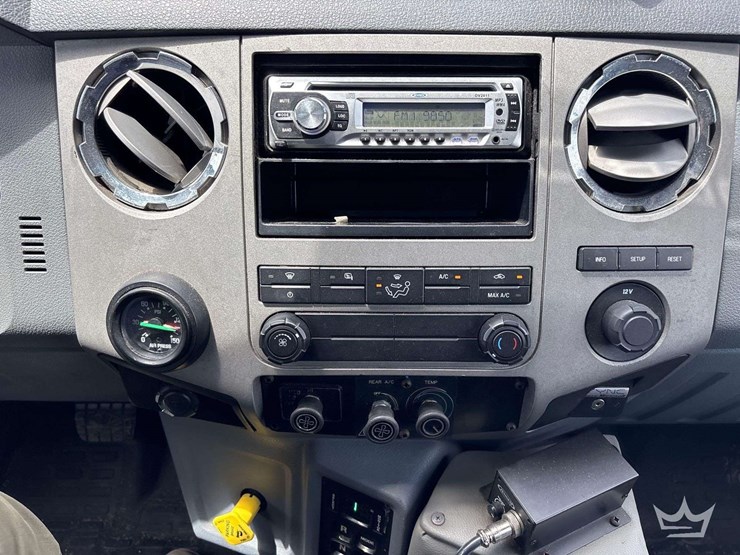 2015-ford-f750-image-15
