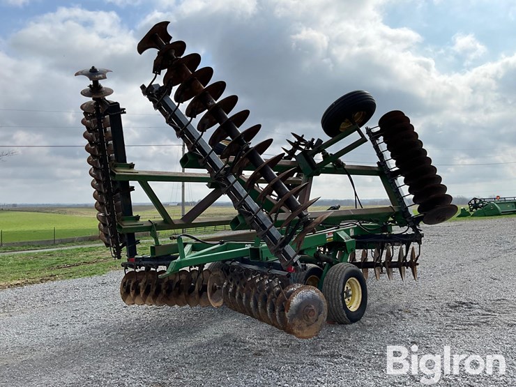 john-deere-630-image-5