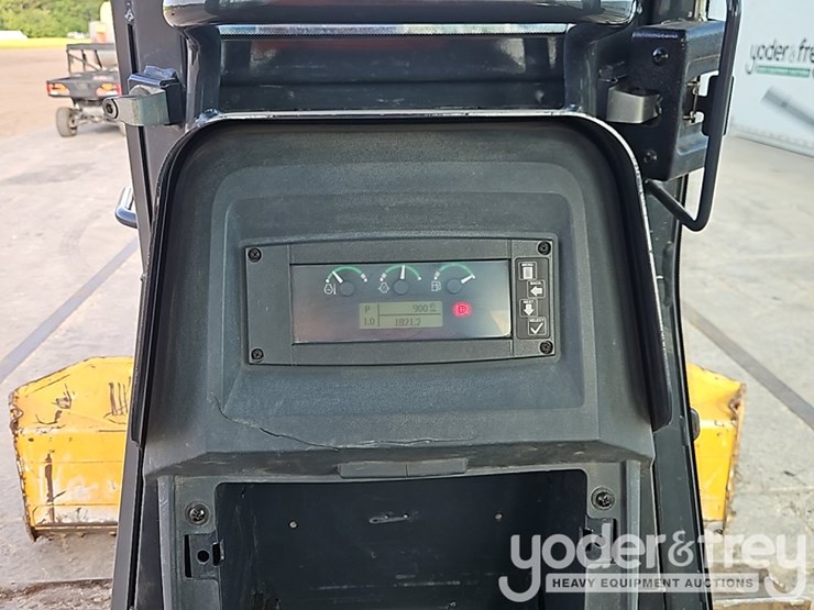 deere-450k-image-36