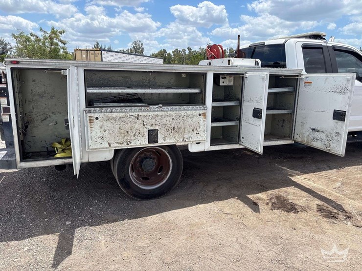 2019-ford-f450-image-29