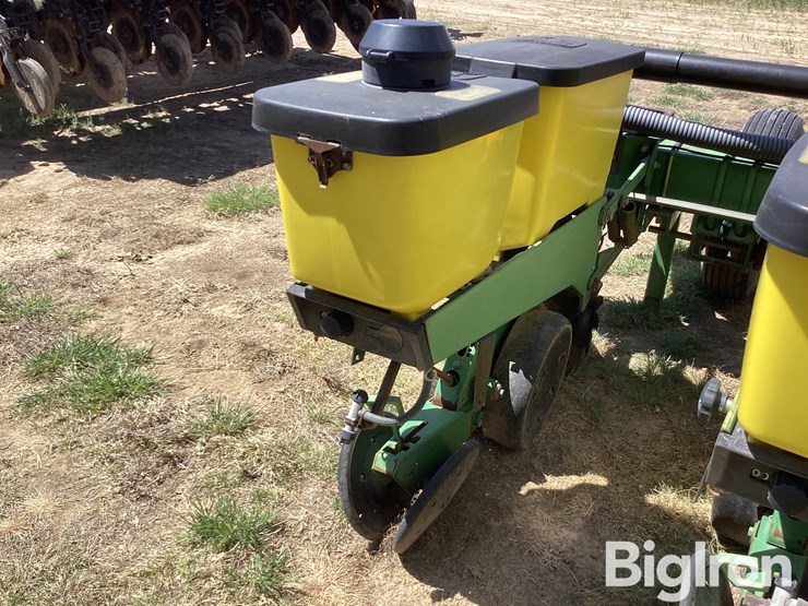 john-deere-7300-image-20