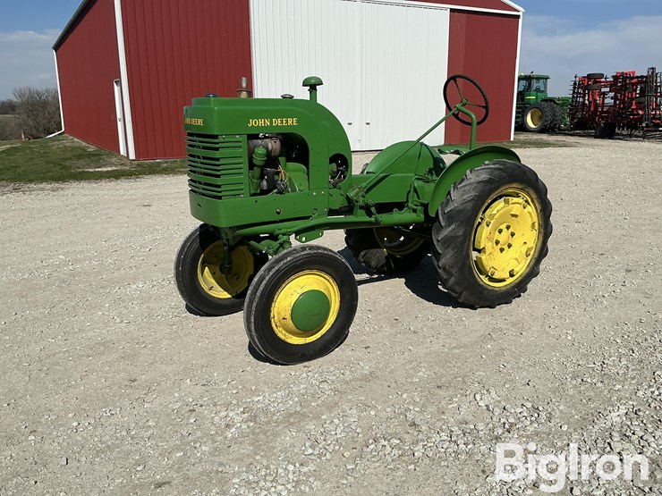 john-deere-la-image-1