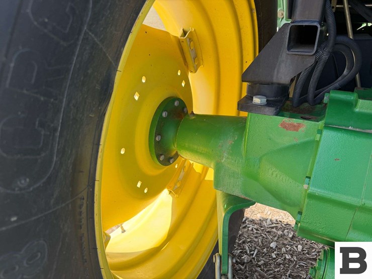 2009-john-deere-6115d-image-34