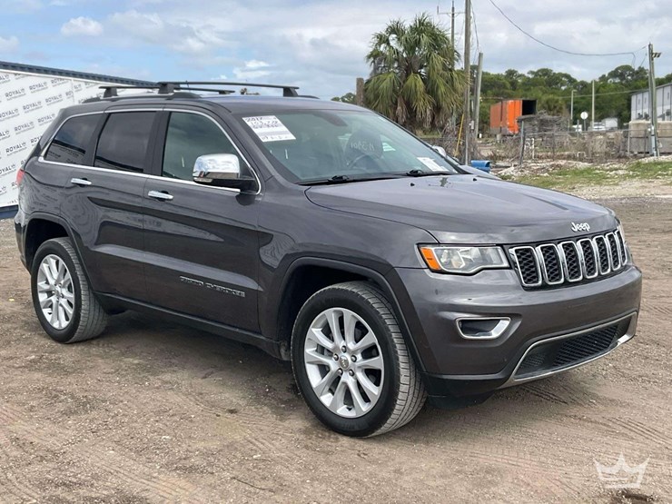 2017-jeep-grand-cherokee-image-2