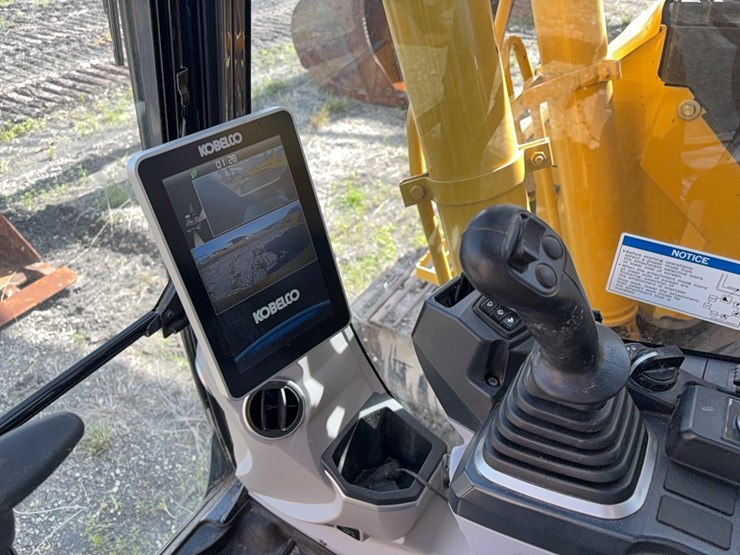 2023-kobelco-sk140sr-lc-7-image-26