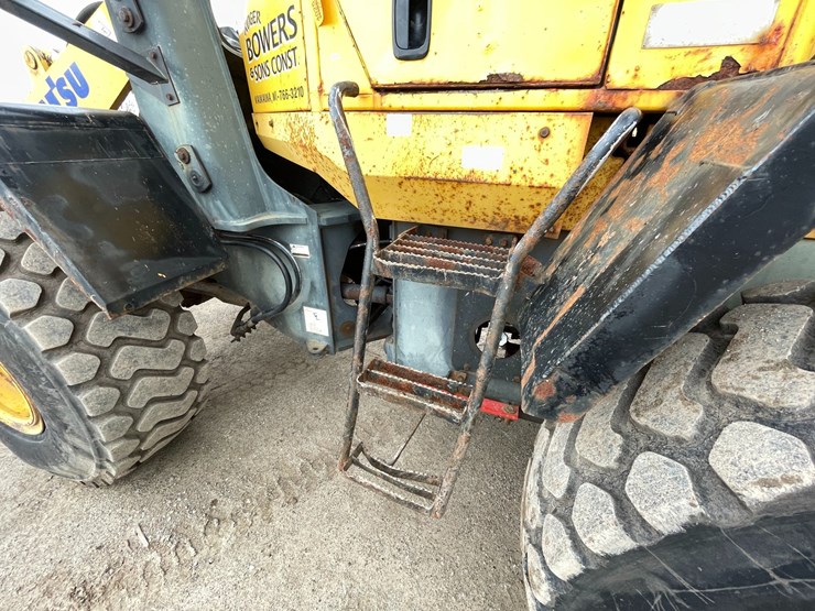 komatsu-wa250-5-image-30