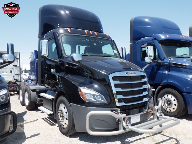 2022-freightliner-cascadia-116-image-4