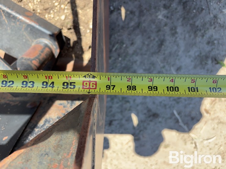 case-ih-l300-image-15
