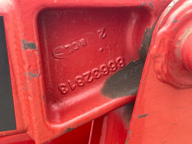#4055-•-case-dx33-tractor-image-36