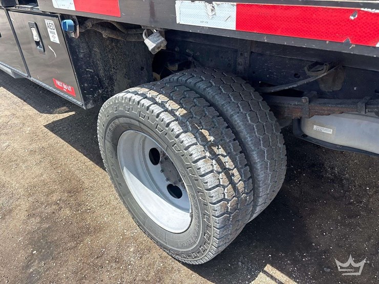 2016-ford-f550-image-37