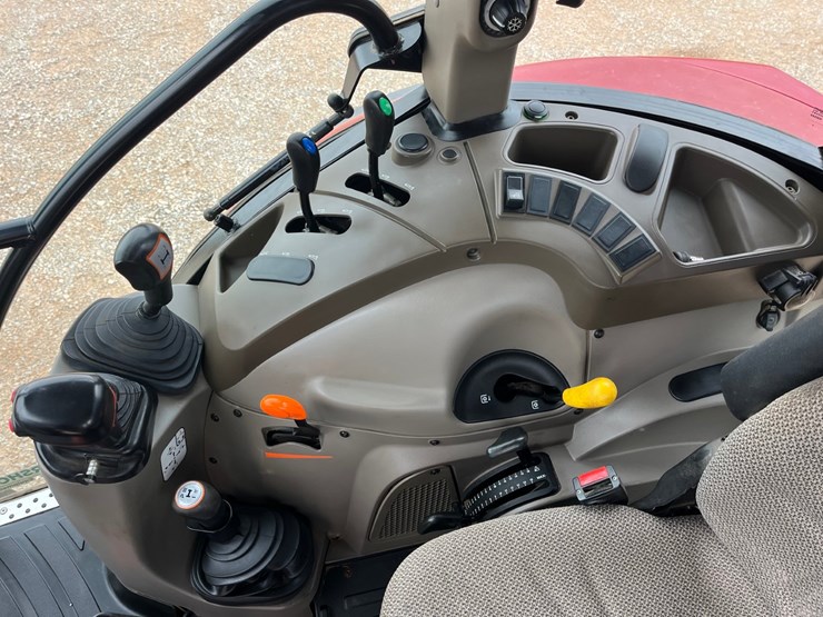 2016-case-ih-2016-image-17