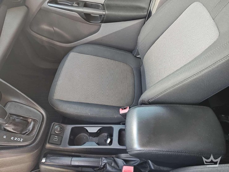 2019-ford-transit-connect-image-18