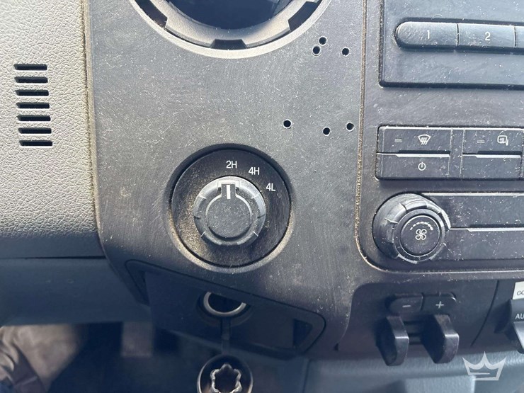 2016-ford-f550-image-36