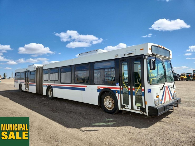 2006-new-flyer-d40lf-image-2