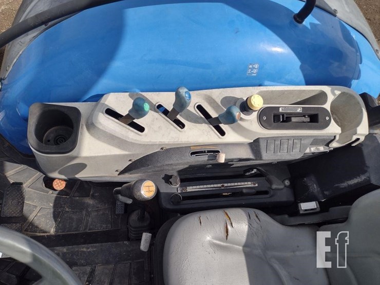 new-holland-workmaster-95-image-8